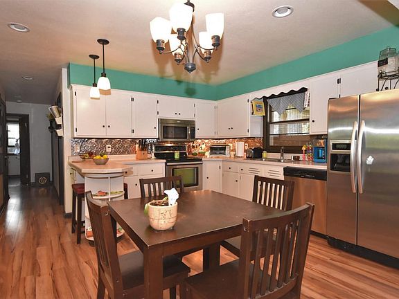 Kitchen/dining