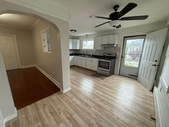 4th image of 596 Highland Ave APT 1