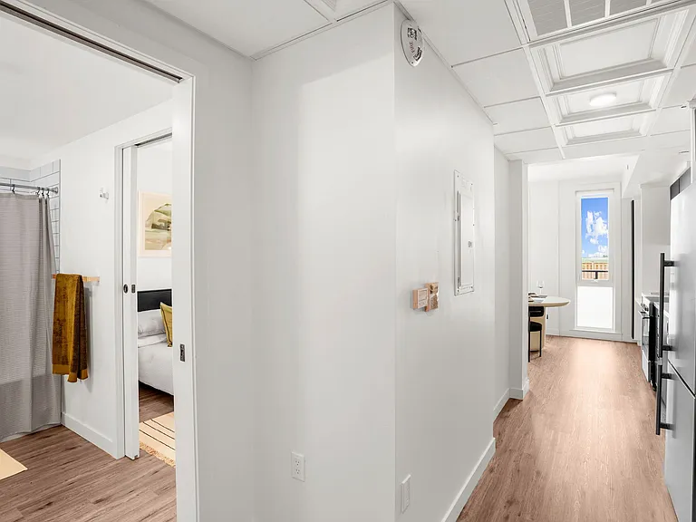 140 Ferguson Dr — Photo 17