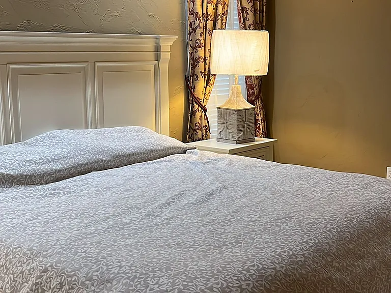 4301 N Poplar Ave — Photo 10
