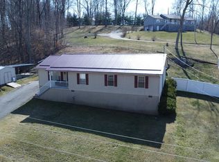 206 Jessup Hollow Rd, Sophia, WV 25921