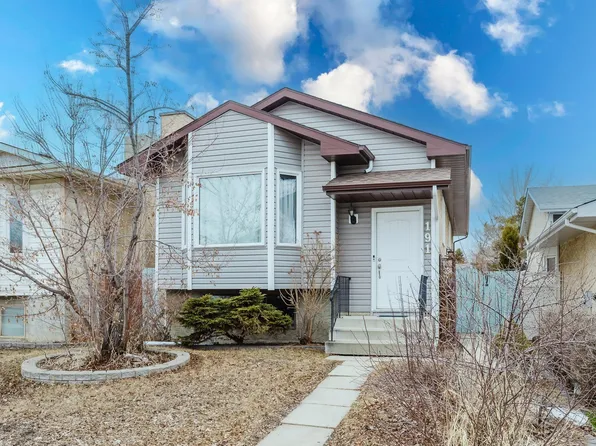 191 Kiniski Cres NW, Edmonton, AB T6L 5E2