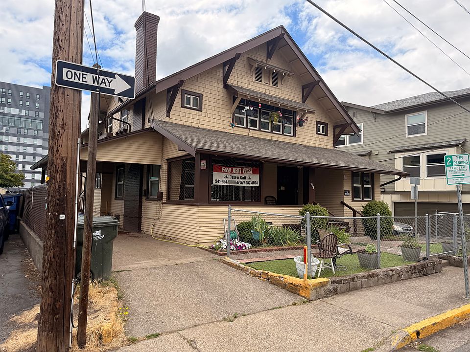 1st image of 935 Patterson St #0