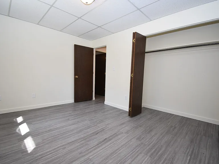 805 W Villard St #1 — Photo 10