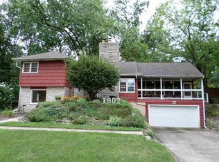 1802 Dorwood Dr, South Bend, IN 46617