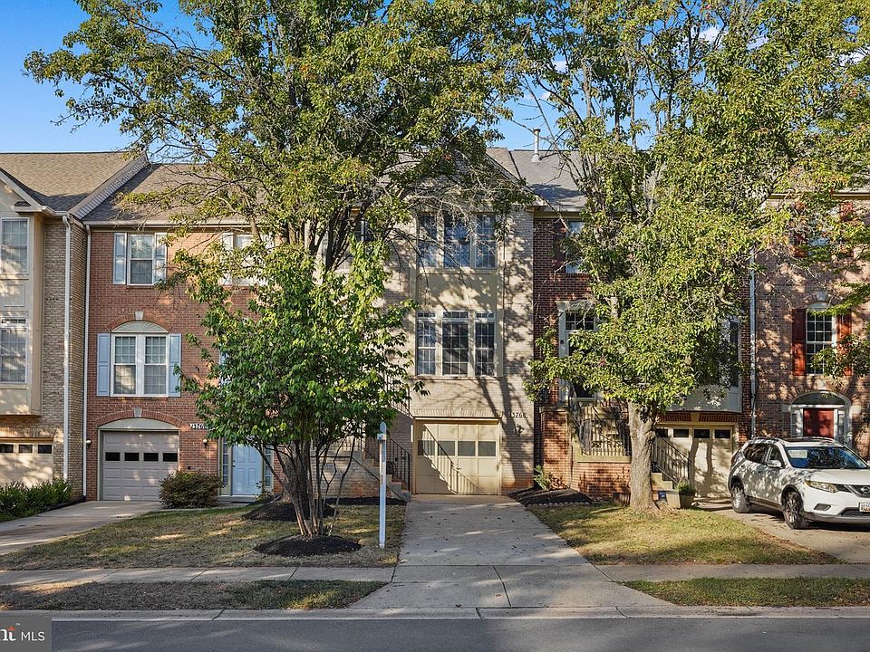 1st image of 13768 Lambertina Pl
