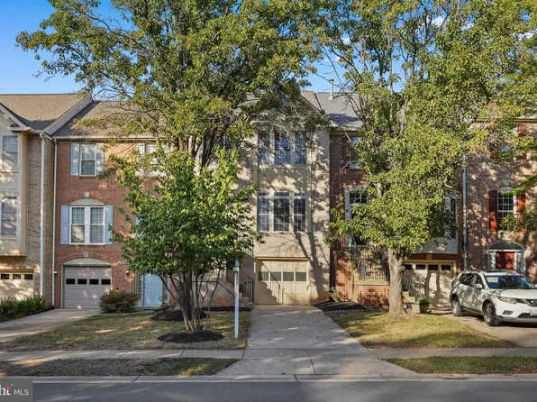 13768 Lambertina Pl, Rockville, MD 20850