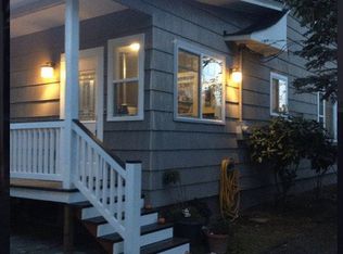 719 SE 9th St, Dundee, OR 97115