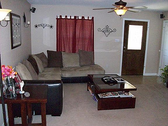 2nd image of 214 Chambers Creek Cir