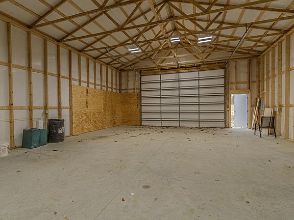 2nd image of 476 Green St #743