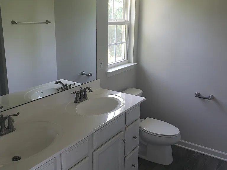 912 Fancher Ln — Photo 9