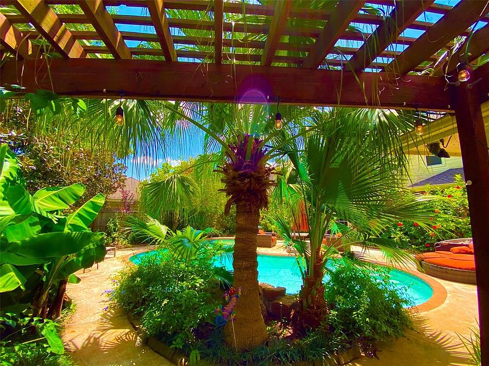 1st image of 18326 Fern Trail Ct
