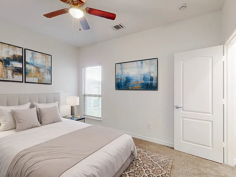 6818 Cortona Ln — Photo 6