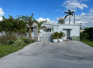 2104 Cypress Ct, Naples, FL 34110