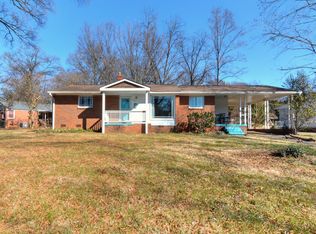 1601 Cromwell Ct, Charlotte, NC 28205