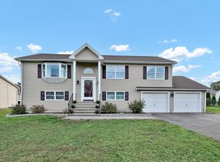 114 Prann Ct, Meriden, CT 06450