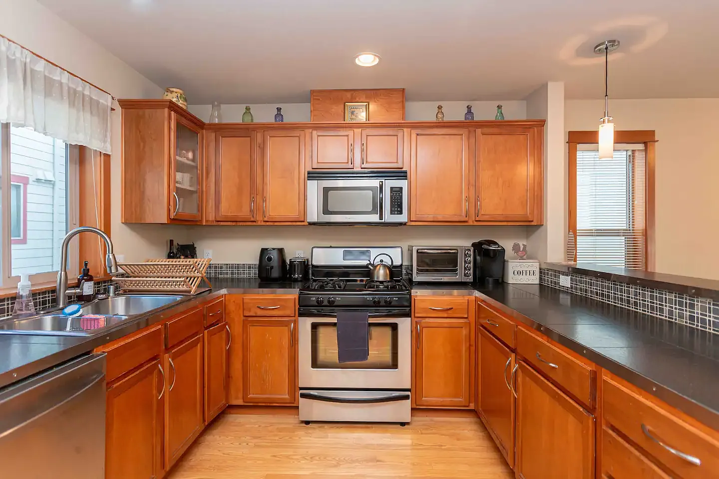 3314 Wetmore Ave S — Photo 4
