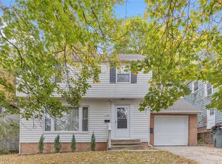 1195 Oxford Rd, Cleveland Heights, OH 44121