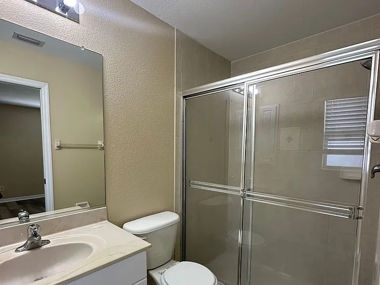 1137 NW Juanita Pl — Photo 10