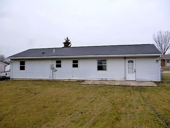 2nd image of 10962 Comanche Dr