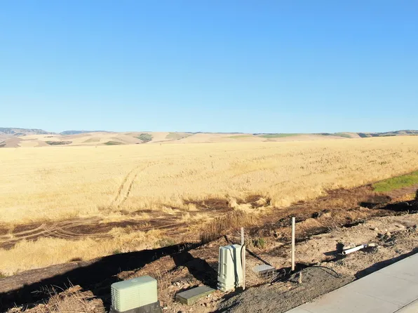 25 Lewis Cir, Milton Freewater, OR 97862