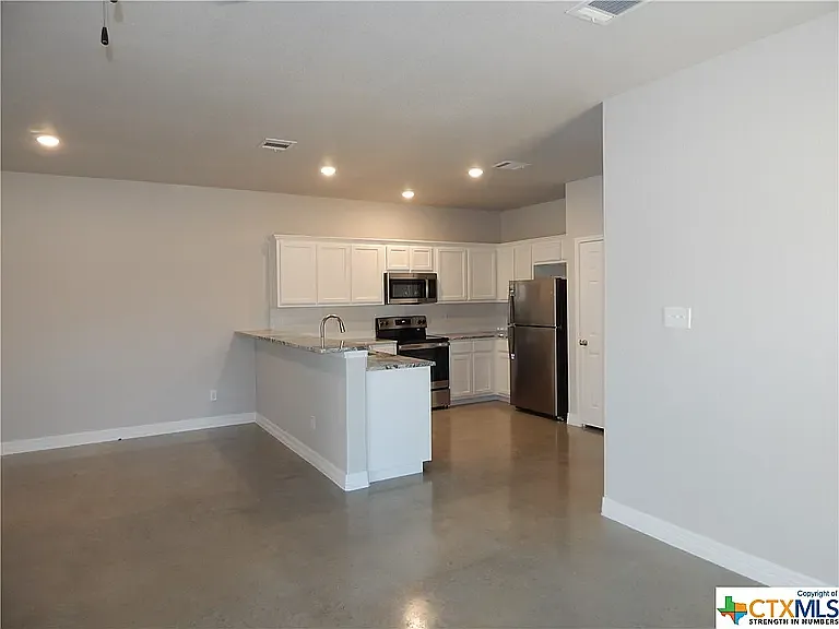 1711 Pueblo Trce #2B — Photo 7