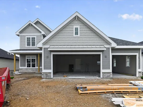 906 Travis Larson, Waunakee, WI 53597