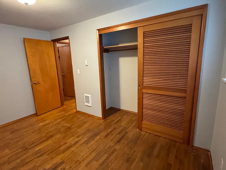 8513 Lawndale Ave SW — Photo 9