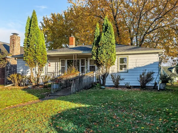 317 N River St, Eagle River, WI 54521