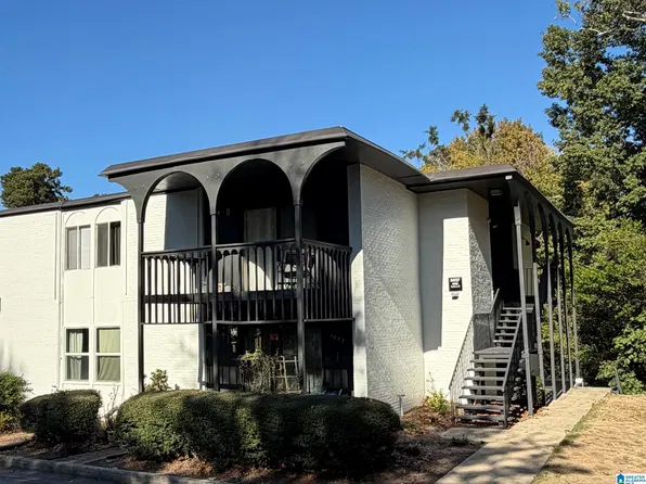 3027 Massey Rd APT C, Vestavia Hills, AL 35216