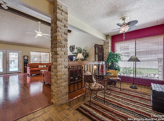 4th image of 13502 Hollow View St