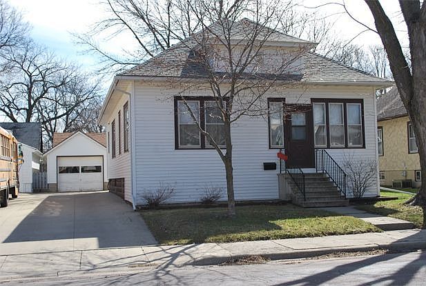 1st image of 805 S Park St