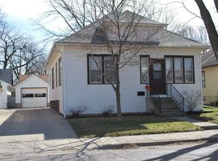 805 S Park St, Fairmont, MN 56031