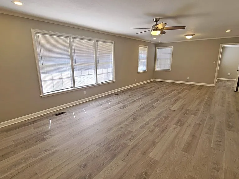 308 Highland Pl — Photo 7
