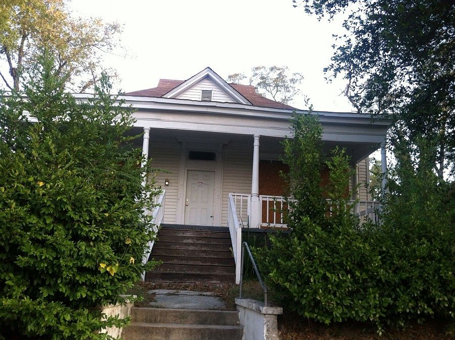 1st image of 570 Cabiness Ave