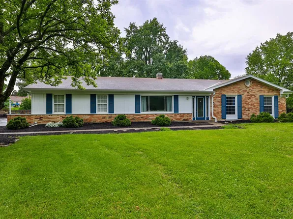 3155 S Whitetree Cir, Cincinnati, OH 45236