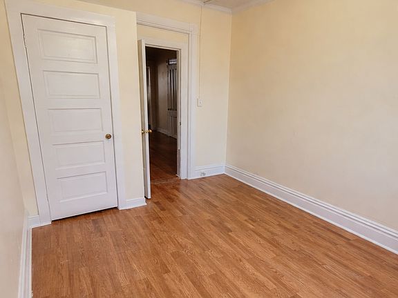 5th image of 107 2nd Ave #2L