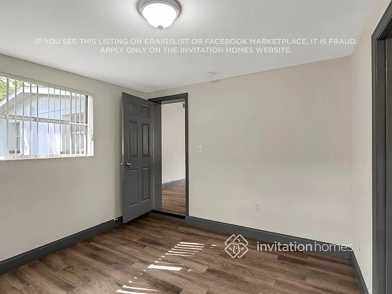 3510 N 35th St — Photo 10