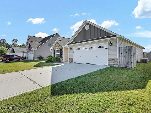 2nd image of 105 Cavalier Drive
