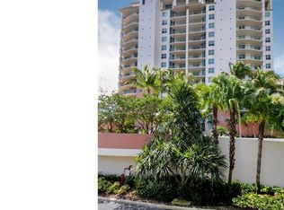 455 Cove Tower Dr APT 704, Naples, FL 34110