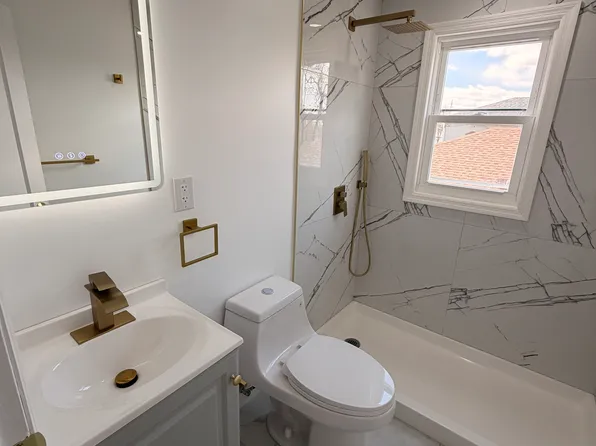 (undisclosed Address), Valley Stream, NY 11580