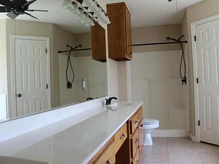 337 Clark Ave — Photo 7