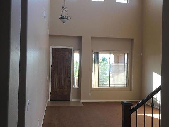 3rd image of 2824 N Blossom Ln