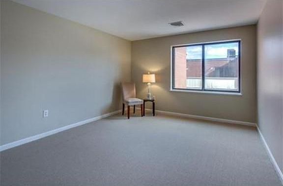 5th image of 20 Central St APT 202