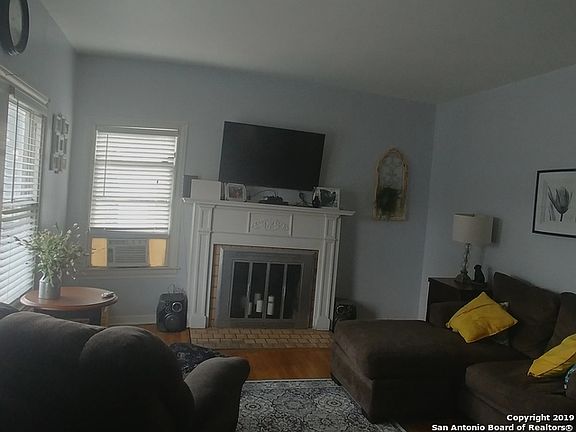 4th image of 719 Halliday Ave
