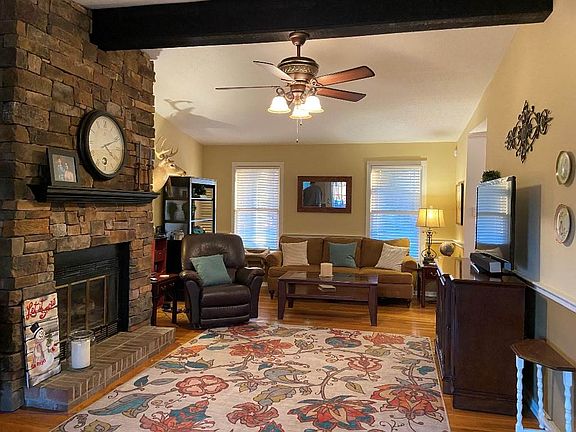2nd image of 3315 Hunting Creek Ct