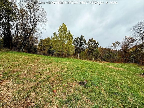 3rd image of 15374 Redmond Ridge Rd