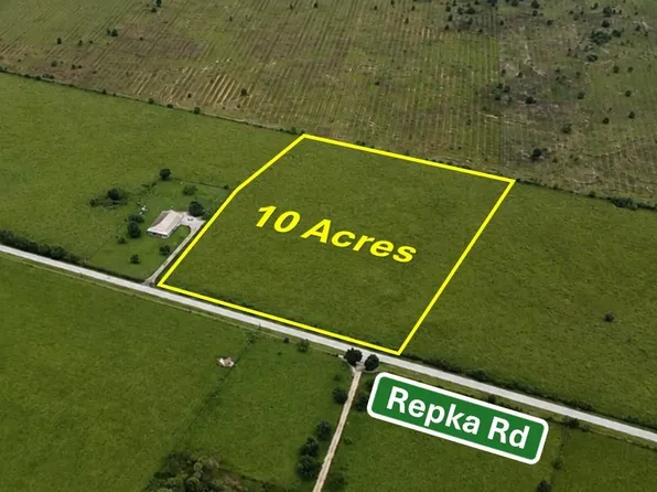 Repka Rd, Waller, TX 77484