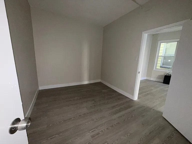 221 Wilkinson Ave #1 — Photo 13