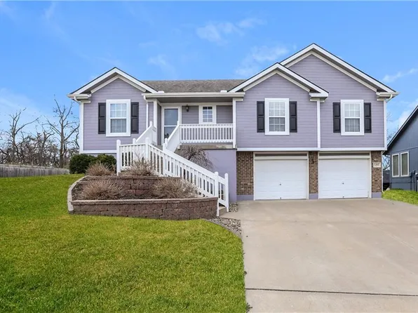 7207 E 165th St, Belton, MO 64012